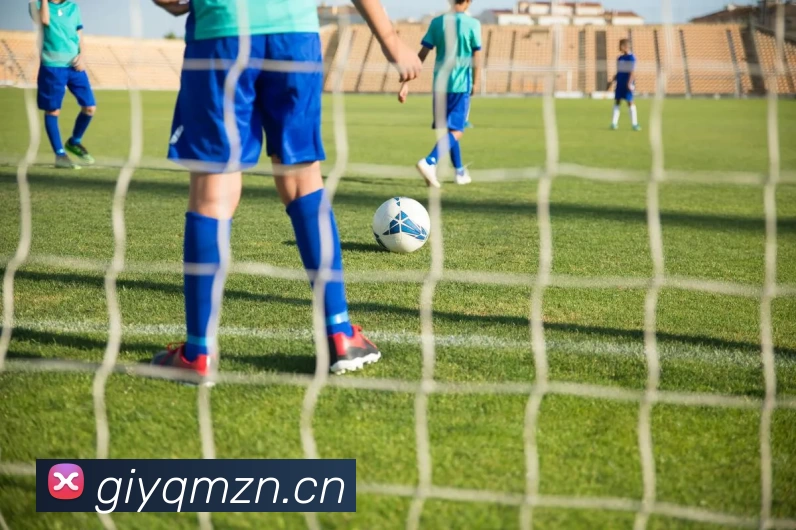 俄超对比中超水平差距引关注 球队身价与对抗强度成焦点